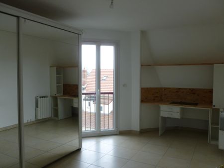 TINQUEUX – Appartement T3 de 75.43 m2 avec balcon et garage, disponible de suite. - Photo 3