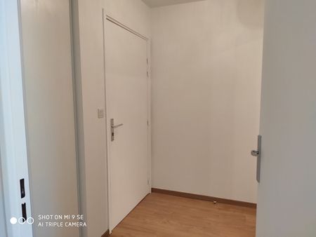 Location Appartement 1 pièce 29m² - Photo 5