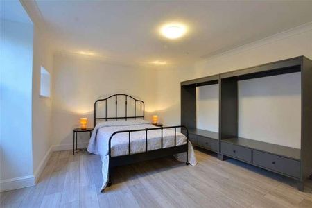 Catherine Grove, London, SE10 - Photo 2