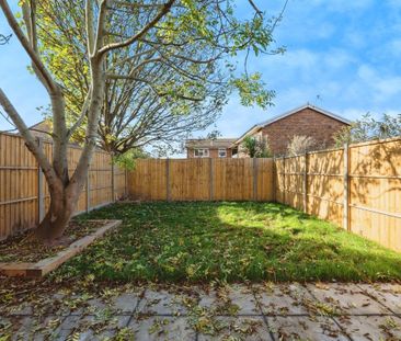 Alfriston Road, Seaford - Photo 1