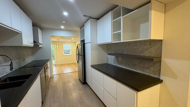 For Lease - 19 Tardree Place Unit# UPPER, Toronto, Ontario - Photo 1