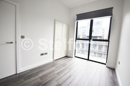 2 bedroom flat to rent - Photo 2