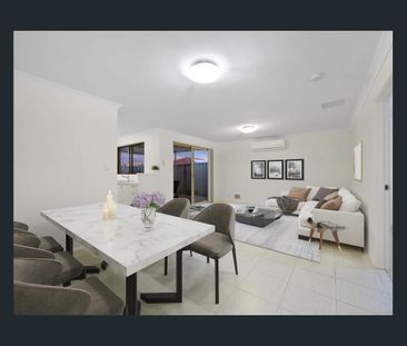 Modern Spacious Villa 6 Month Lease Only - Photo 4