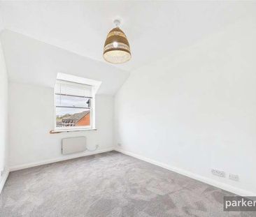 Lynden Mews, Dale Road, Reading, Berkshire, RG2 - Photo 4