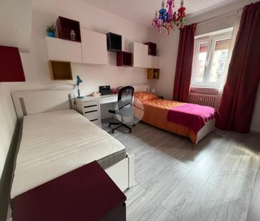 5 locali in affitto - Photo 3