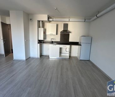 Location Appartement 2 pièces 42m² - Photo 3