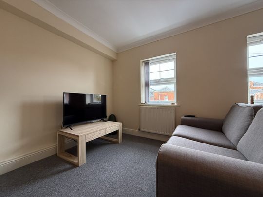 Fairfield mansions, Alphington Road - Photo 1