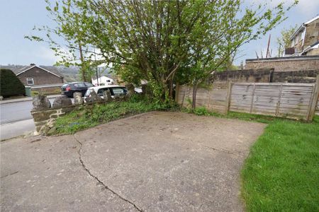 3 bedroom semi-detached house to rent - Photo 3