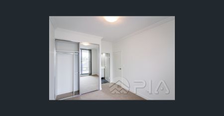 As new Large 2 Bedroom Apartment - Close to Train Station, GYM and Swimming Pool - Photo 3