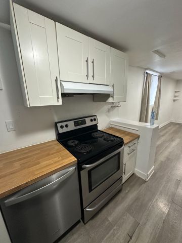 For Lease - 28 Carlton Road Unit# Lower, Barrie, Ontario - Photo 3