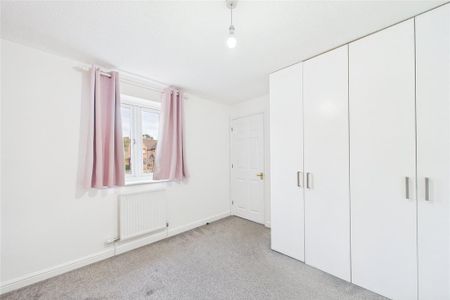 3 bedroom terraced house to rent - Photo 5