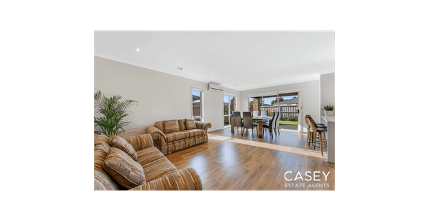 Stunning Ex-Display Home in Clyde North - Photo 1