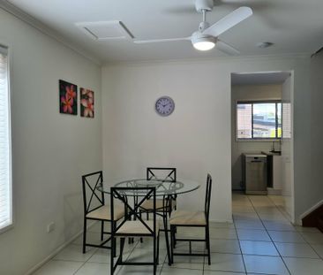 Fully Furnished Townhouse in Gladstone CBD - Photo 3