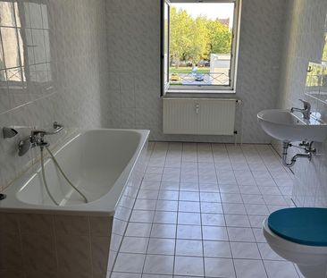 Altbau mit Hof - Photo 1