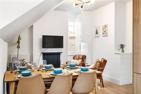 3 bedroom apartment to rent - Photo 4