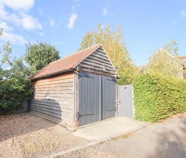 4 bedroom detached house to rent - Photo 6