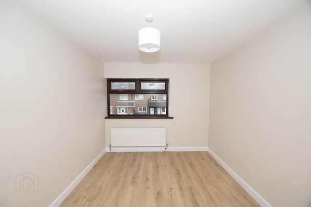 53 Deeny Drive, Lurgan, BT67 9EP - Photo 1