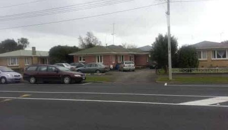 University Student Flat - adjacent to Univeristy - Photo 3