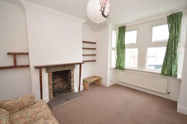 4 bedroom terraced house to rent - Photo 1