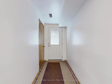 26 Starview Drive #Lower - Photo 3