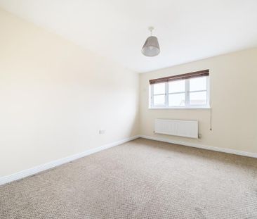 2 bedroom semi-detached house to rent - Photo 5