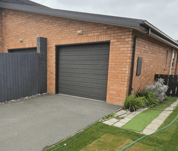 Over 60's Unit - Photo 1