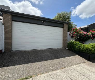 2 Mossfield Rise, - Photo 2