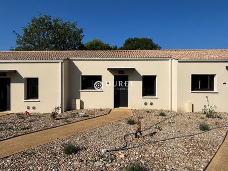 Location Maison 2 pièces 41m² LA ROCHE SUR YON 85000 - Photo 5