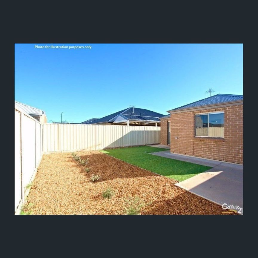 Modern 3 Bedroom Property in Paralowie - Photo 1