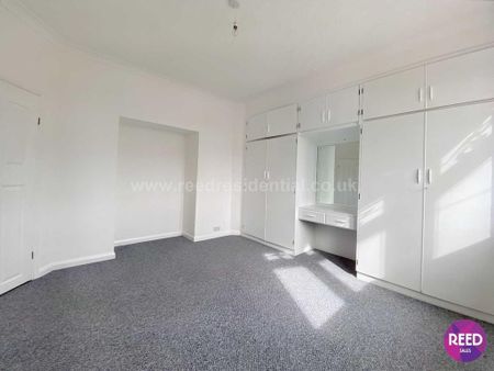 2 bedroom semi-detached bungalow to rent - Photo 4