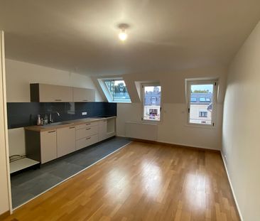 Location Appartement 2 pièces 46m² ROUEN 76000 - Photo 3