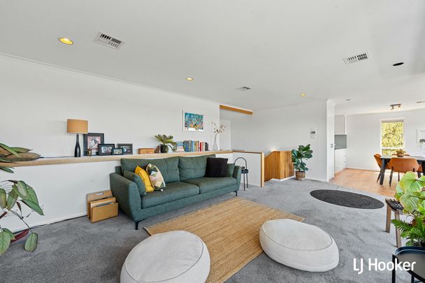 24 Teague Street, Cook ACT, Belconnen - Photo 1