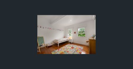 Stylish Queenslander in Prime Annerley Location - Photo 4