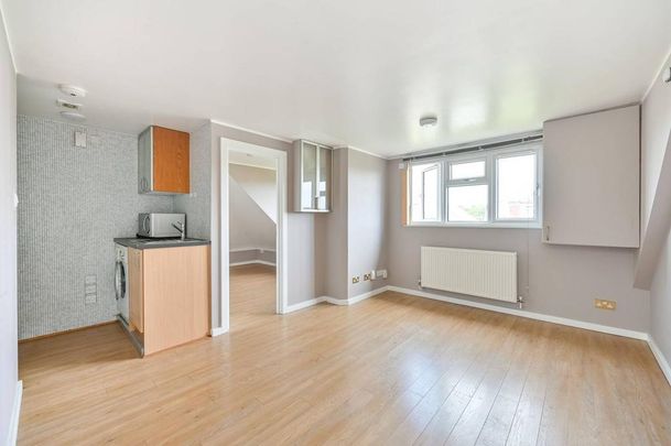 1 bedroom flat to rent - Photo 1