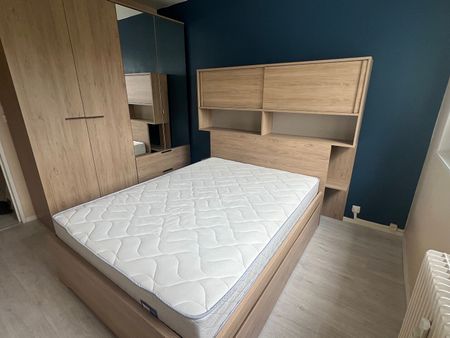 Location Appartement 4 pièces 80m² BESANCON 25000 - Photo 4