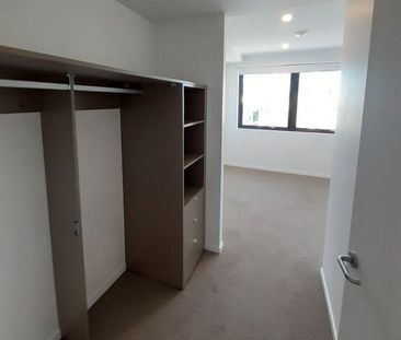 1 Bedroom Apartment - Photo 6