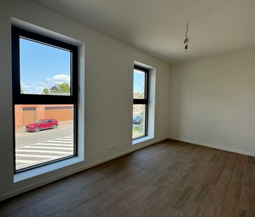 Instapklaar nieuwbouwappartement nabij het centrum van Veurne - Photo 1