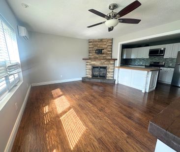 For Lease - 206B Palace Street, Whitby, Ontario - Photo 1