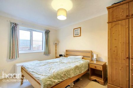 2 bedroom flat to rent - Photo 4