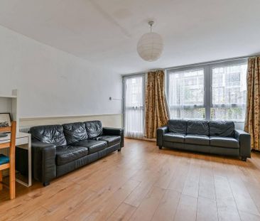 3 bedroom maisonette to rent - Photo 2