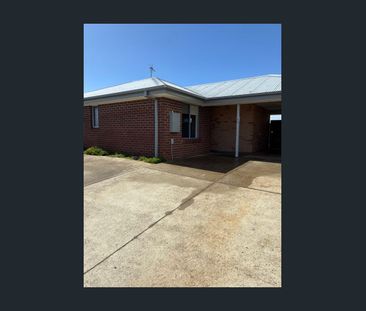 Well-Presented Two-Bedroom Unit - Photo 5