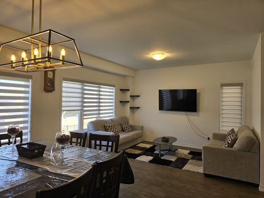 For Lease - 195 Pilkington Street, Thorold, Ontario - Photo 1