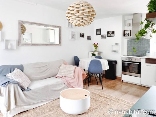 Logement à Paris, Location meublée - Photo 1