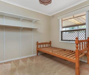 Spacious Family Living in a Quiet Location - Photo 6