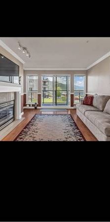 2 bedroom waterfront apartment Harrison Hotsprings - Photo 1