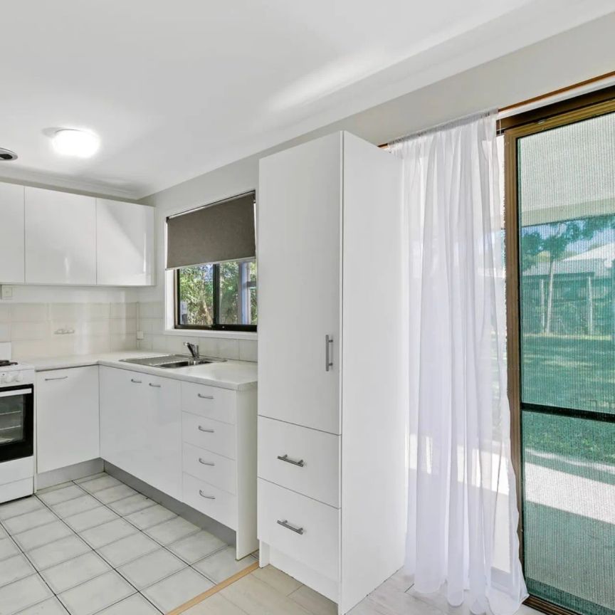 67 Kowonga Street, Pacific Paradise. - Photo 1