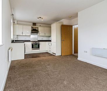2 bedroom apartment to rent - Photo 3