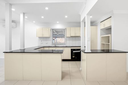 RENOVATED 3 BEDROOM HOME! - Photo 3