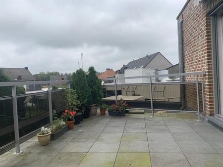 Rustig gelegen studio met ruim terras te St.-Jozef-Olen ! - Photo 2