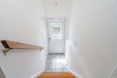 For Lease - 122 Moregate Crescent, Brampton, Ontario - Photo 2